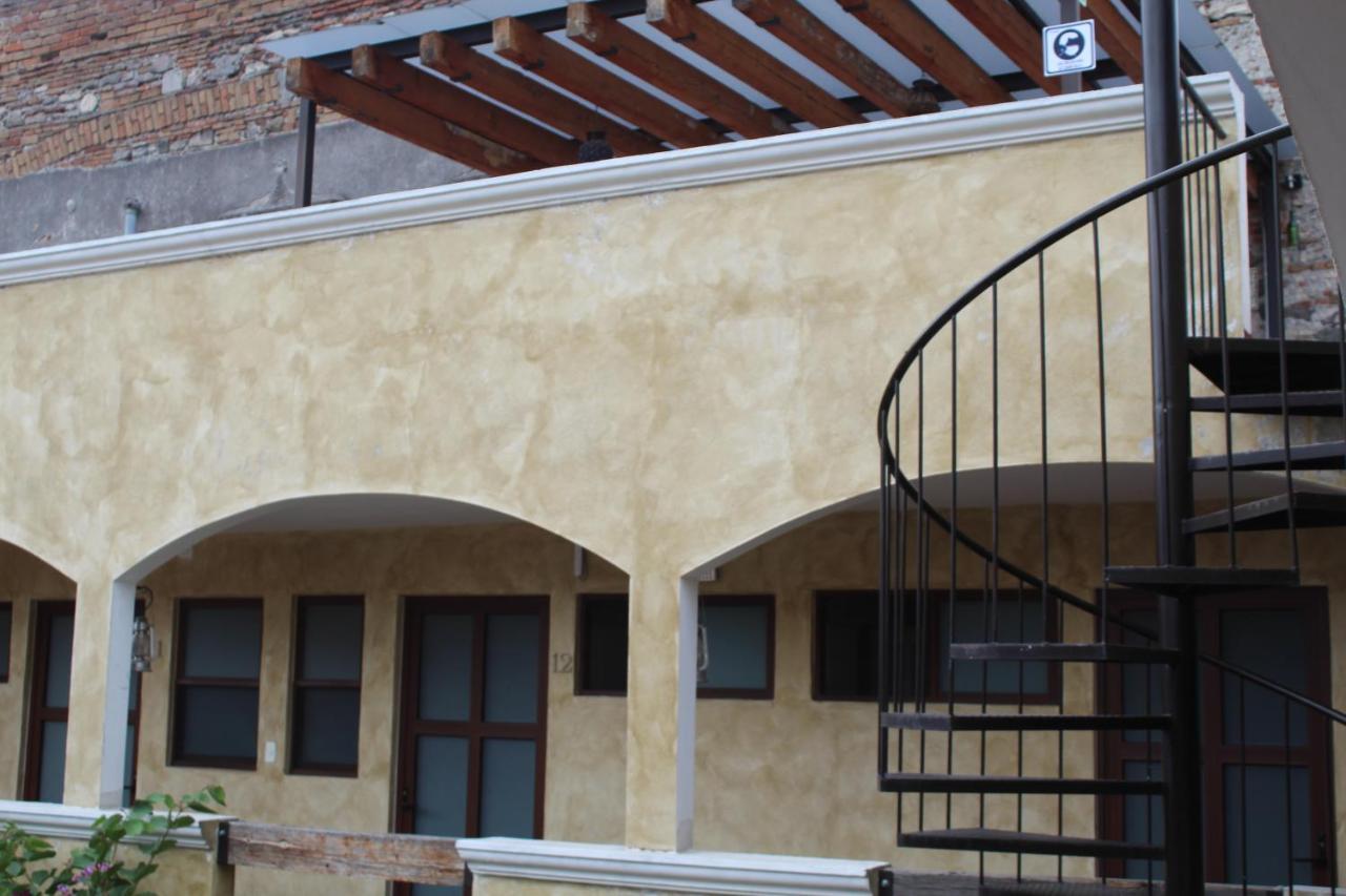 El Descanso Barrio Del Artista Hotel *