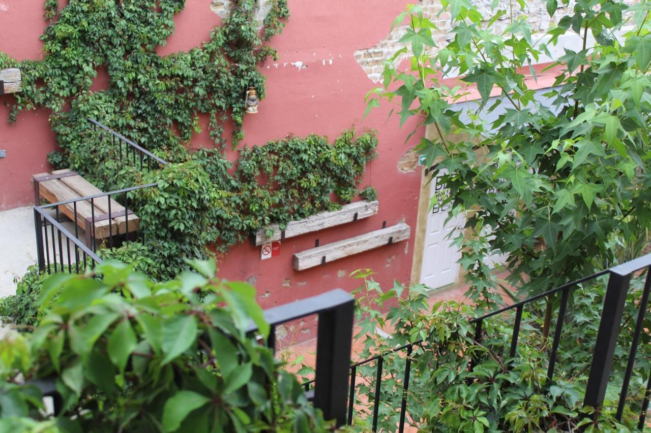 El Descanso Barrio Del Artista