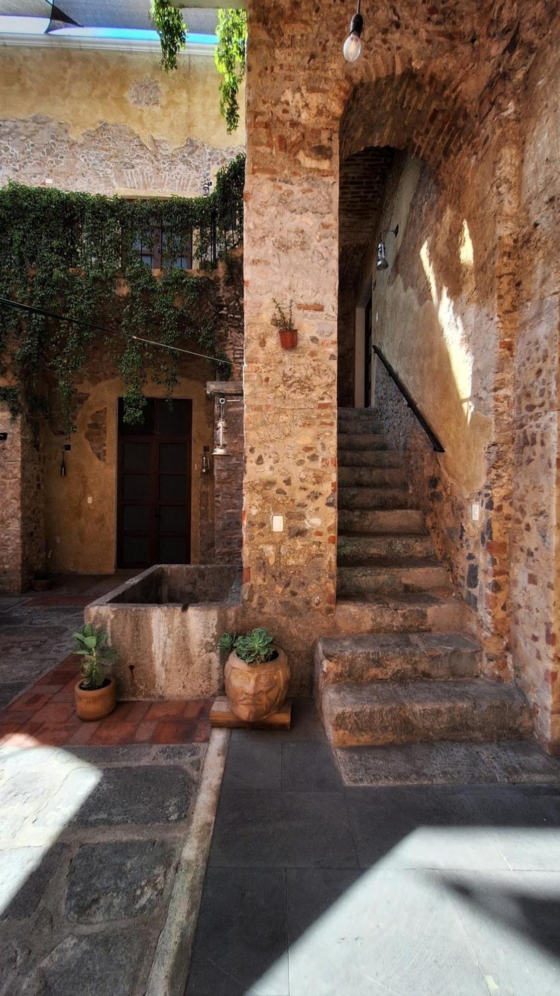El Descanso Barrio Del Artista Hotel