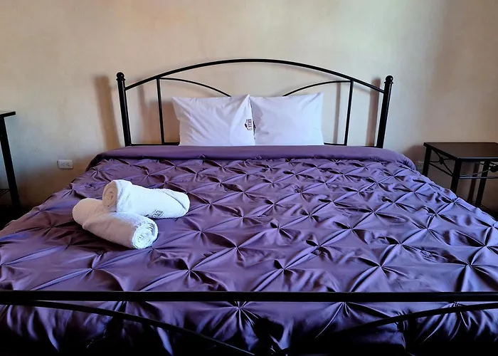 Hotel El Descanso Barrio Del Artista